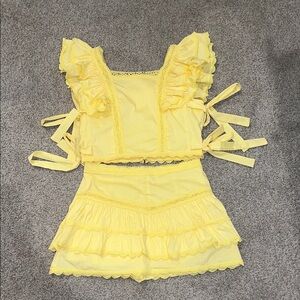 Cute matching yellow set
